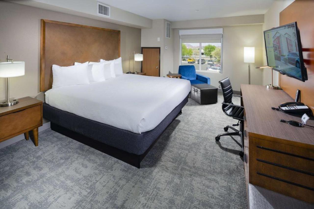 Best Western Plus Henderson Hotel Las Vegas Exterior photo